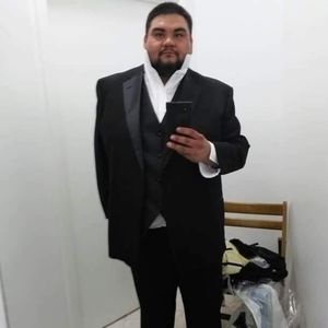 Meet your Posher, Luis